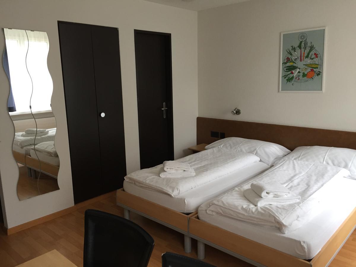 Hotel & Restaurant Stadthof גלארוס מראה חיצוני תמונה